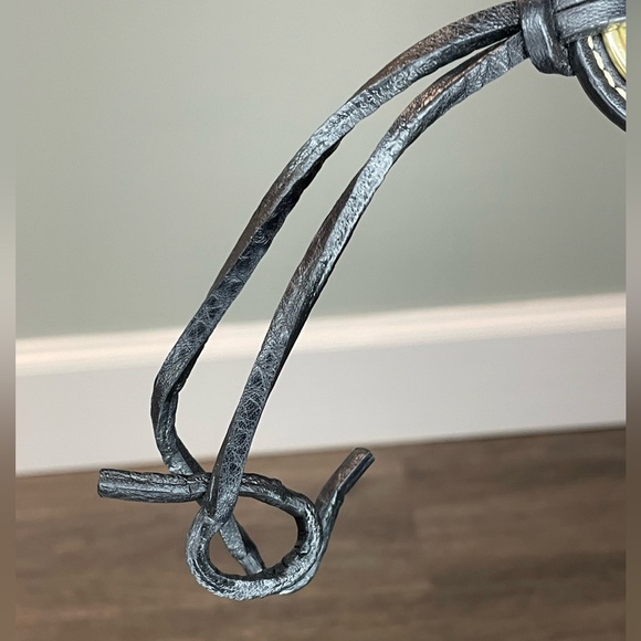 Dooney & Bourke Black and Gold Duck Hangtag - Picture 6 of 6